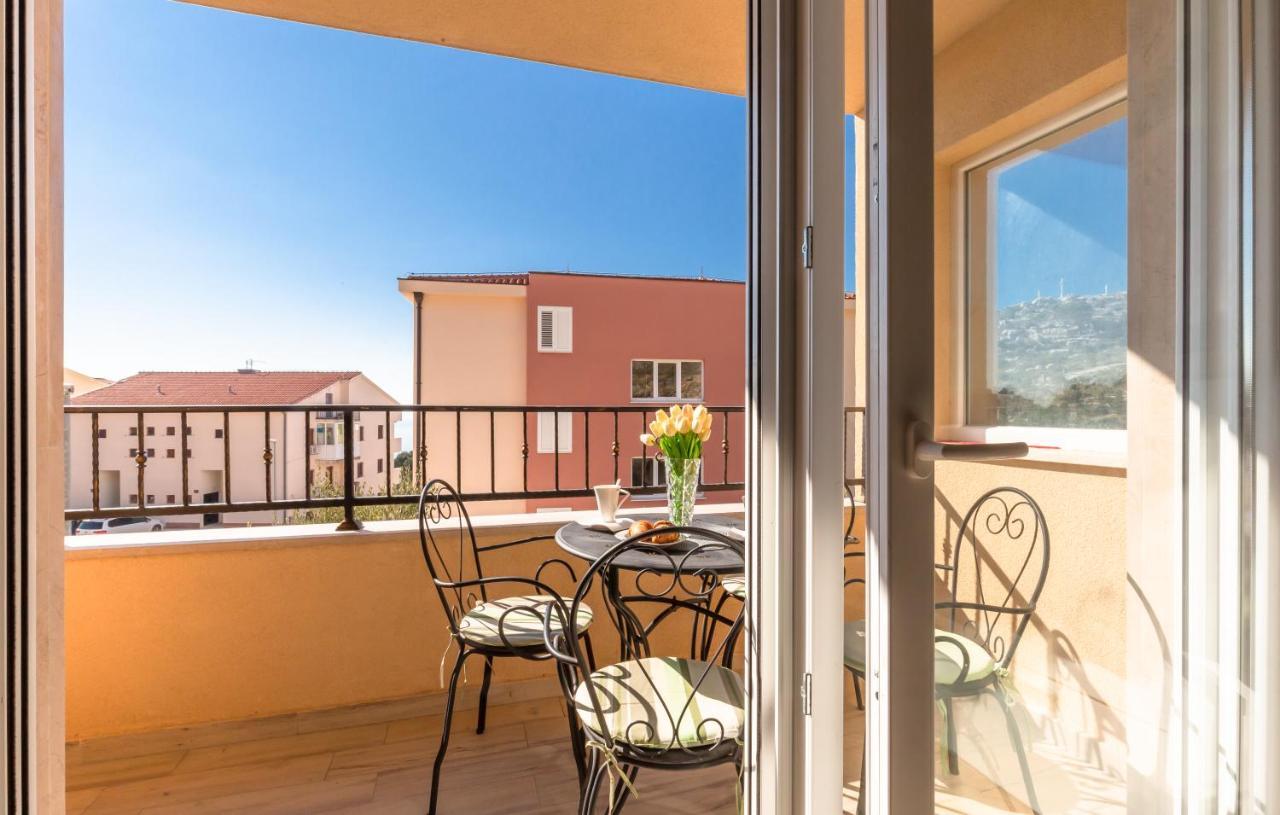 Andela 3 Apartment Makarska Exterior photo