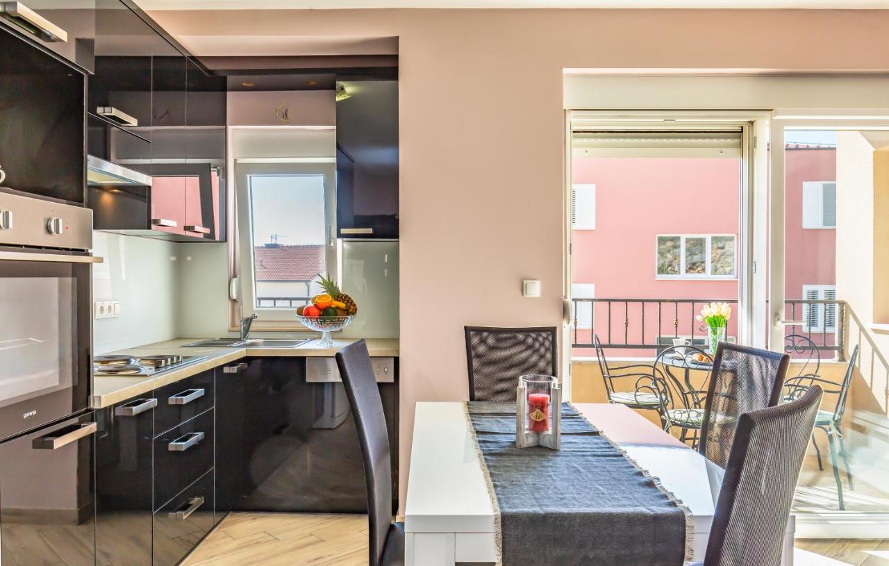 Andela 3 Apartment Makarska Exterior photo